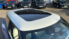 MINI Cooper 160kW SE Exclusive 54kWh 3dr Auto Electric Hatchback